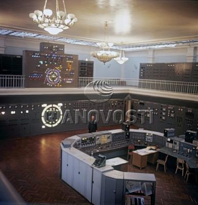 Прикрепленное изображение: Пульт%20управл-я%20СФ,%201973.jpg